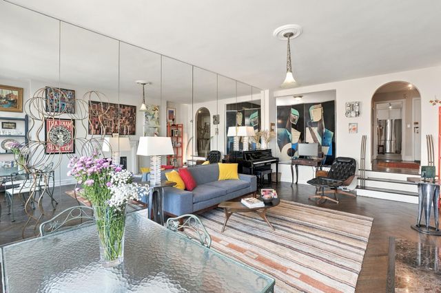 400 E 59th St Apt 16D, New York City, NY 10022