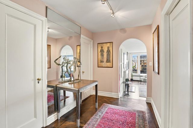 400 E 59th St Apt 16D, New York City, NY 10022