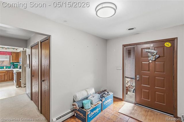 38324 Santa Anna Street, Clinton Township, MI 48036