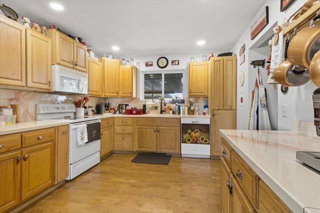 345 State Highway 32, Buffalo, MO 65622