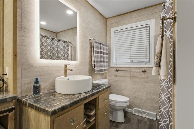 345 State Highway 32, Buffalo, MO 65622