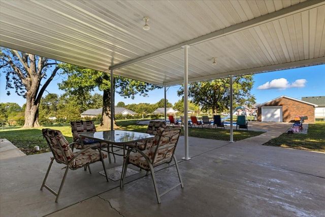 345 State Highway 32, Buffalo, MO 65622