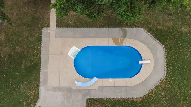 345 State Highway 32, Buffalo, MO 65622