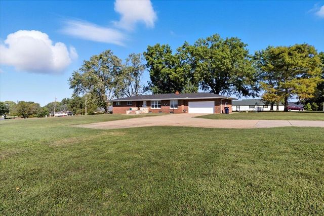 345 State Highway 32, Buffalo, MO 65622