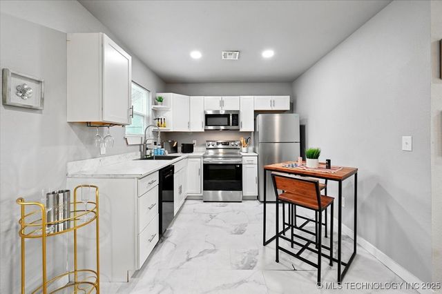 329 E Zion Place, Tulsa, OK 74106