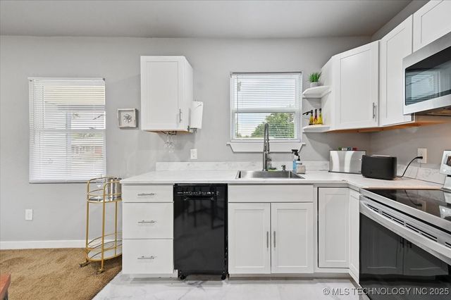 329 E Zion Place, Tulsa, OK 74106