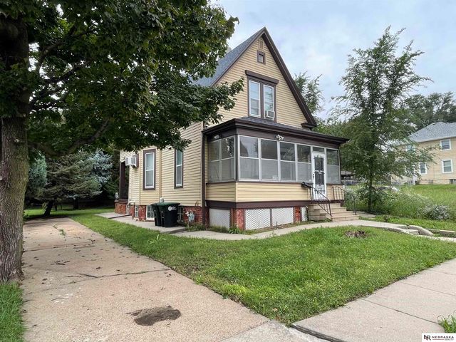 1006 S 25th Street, Omaha, NE 68105