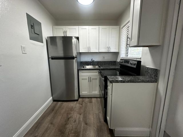 6100 NW 10th Street 2, Margate, FL 33063