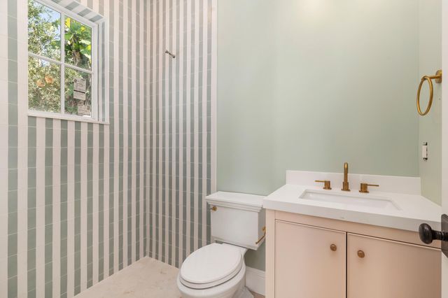 244 Cortez Road, West Palm Beach, FL 33405