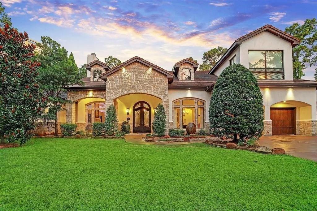 6015 Glencove Street, Houston, TX 77007