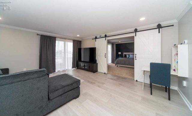 49 Marina Point Drive, Sandusky, OH 44870