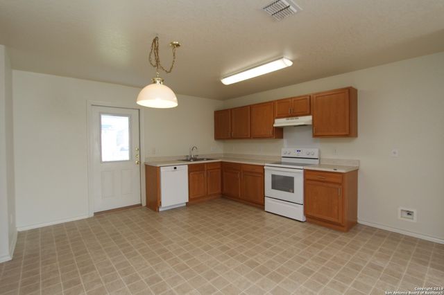 9943 AMBER BREEZE, San Antonio, TX 78245