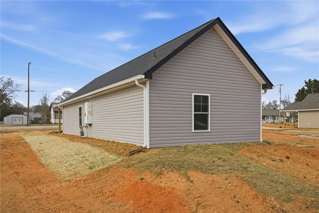 119 Riley Street, Westminster, SC 29693