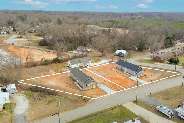 119 Riley Street, Westminster, SC 29693