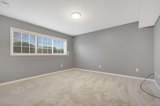 15548 Dynasty Way 103, Apple Valley, MN 55124