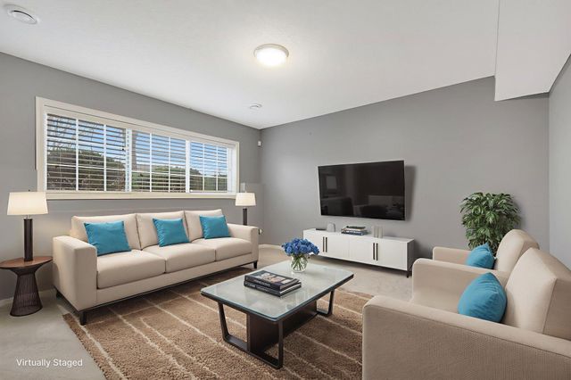 15548 Dynasty Way 103, Apple Valley, MN 55124