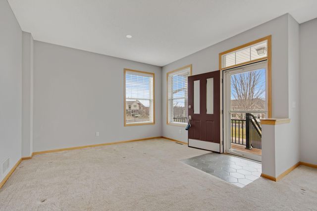 15548 Dynasty Way 103, Apple Valley, MN 55124