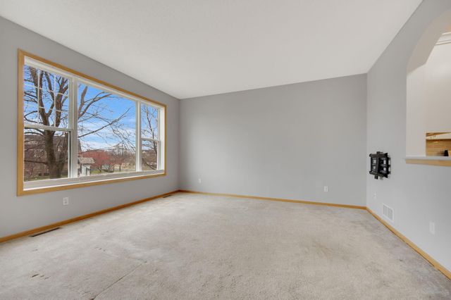 15548 Dynasty Way 103, Apple Valley, MN 55124