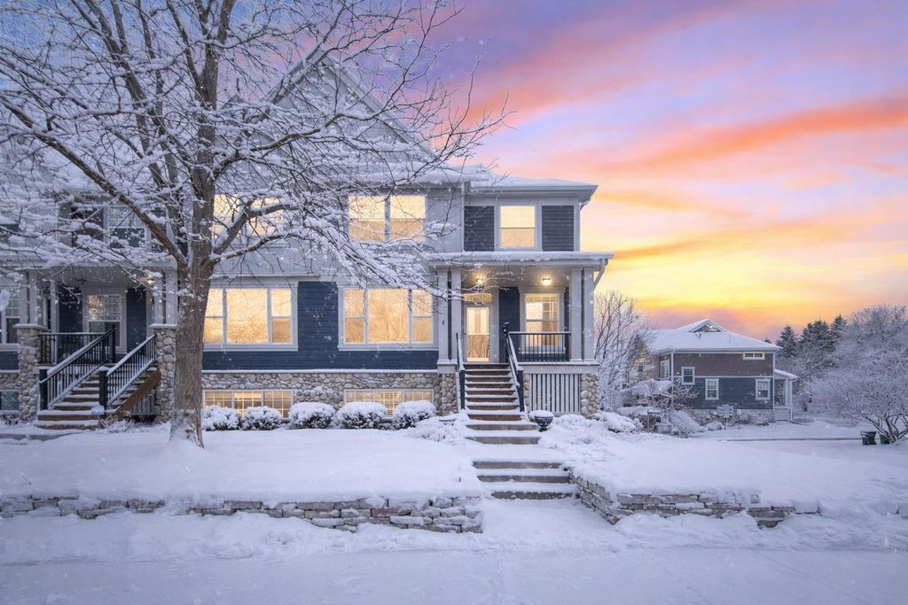 15548 Dynasty Way 103, Apple Valley, MN 55124