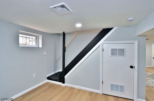 39 Grant Place, Irvington Twp., NJ 07111