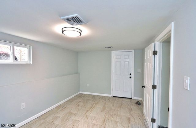 39 Grant Place, Irvington Twp., NJ 07111