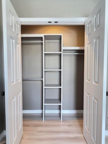 705 E Washington Street, Marshfield, MO 65706