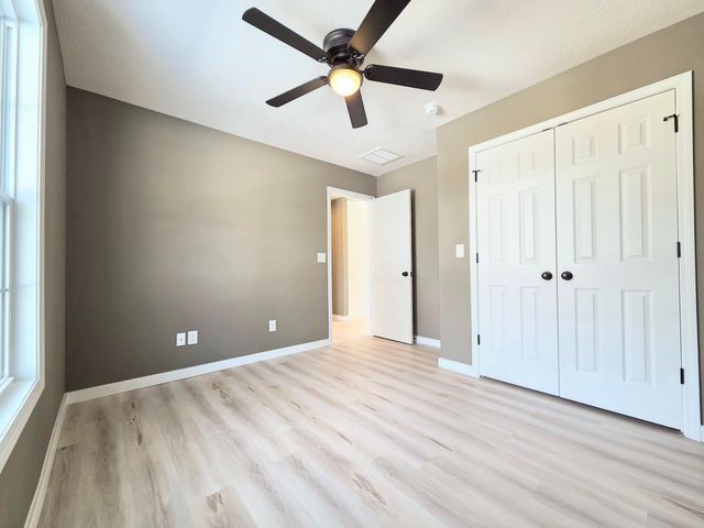 705 E Washington Street, Marshfield, MO 65706