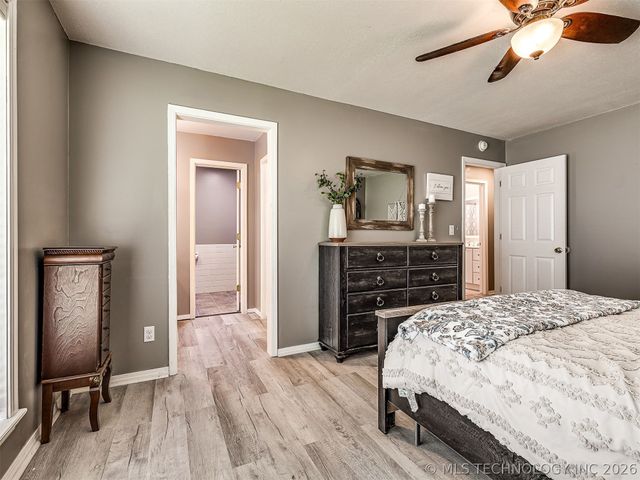 238 Meadowlark Place, Bartlesville, OK 74006