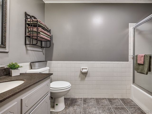 238 Meadowlark Place, Bartlesville, OK 74006