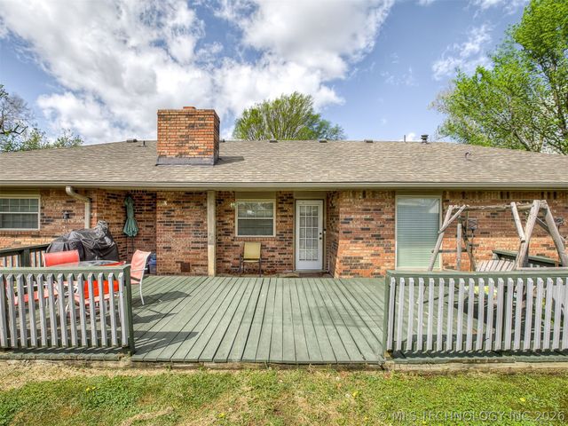 238 Meadowlark Place, Bartlesville, OK 74006
