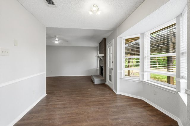 5907 Cedar Ridge Drive, Arlington, TX 76017