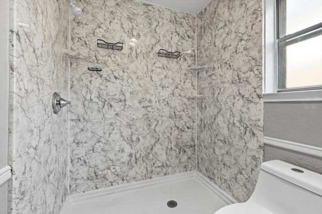 5907 Cedar Ridge Drive, Arlington, TX 76017