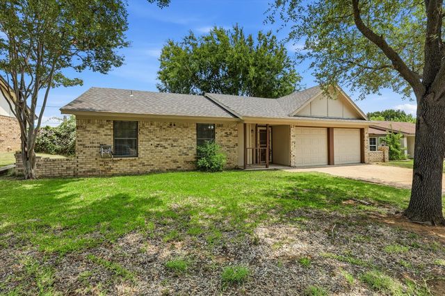 5907 Cedar Ridge Drive, Arlington, TX 76017
