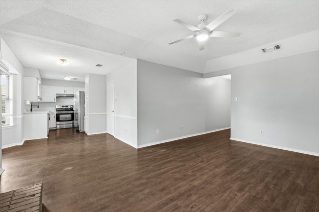 5907 Cedar Ridge Drive, Arlington, TX 76017