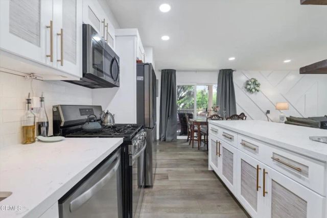 660 Sunfish Way, Port Hueneme, CA 93041