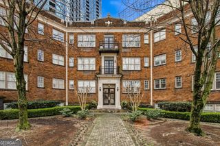 908 Juniper Street NE APT 4, Atlanta, GA 30309