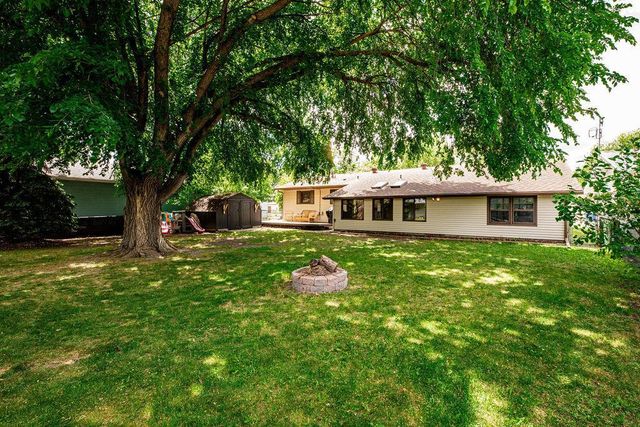 606 Birch Lane, Moorhead, MN 56560