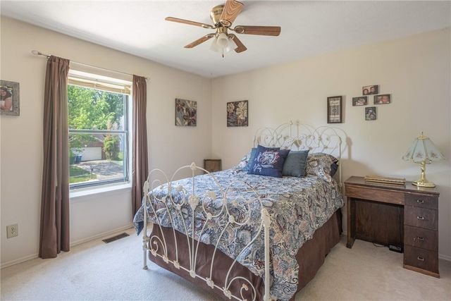 6587 Charlesgate Road, Huber Heights, OH 45424