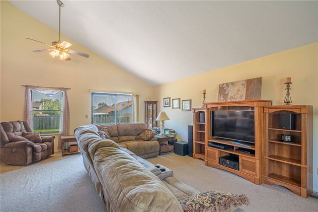 6587 Charlesgate Road, Huber Heights, OH 45424