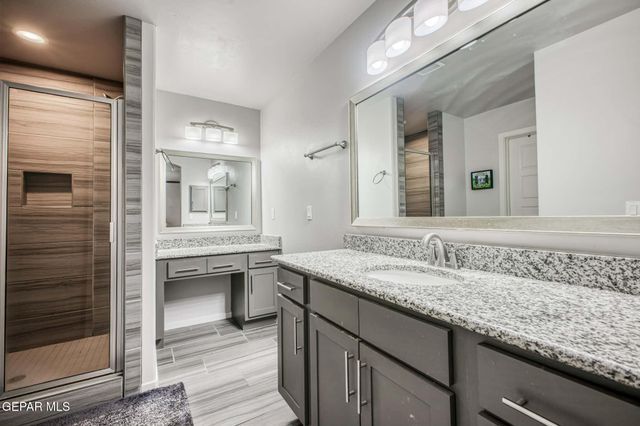 13765 FLORA VISTA Avenue, El Paso, TX 79928