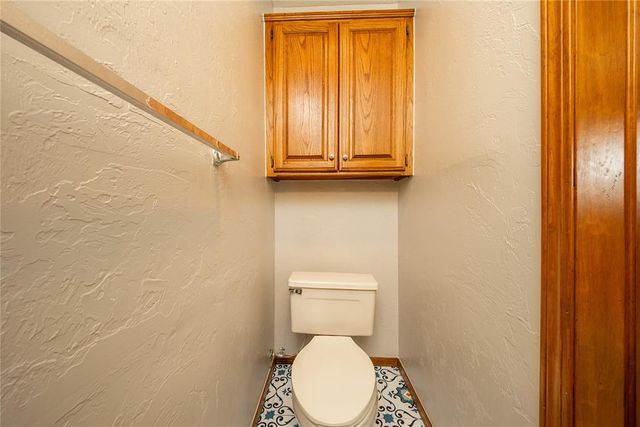 920 N 60th Street, Noble, OK 73068