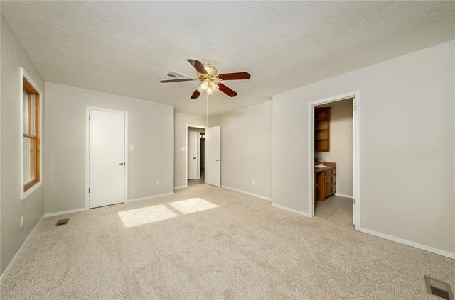 920 N 60th Street, Noble, OK 73068