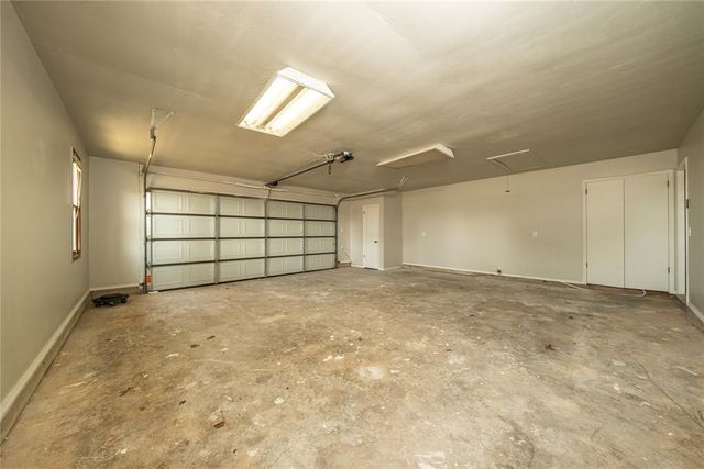 920 N 60th Street, Noble, OK 73068