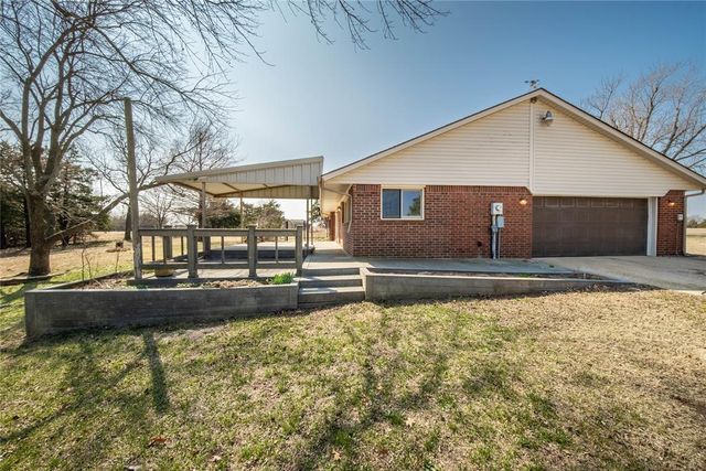 920 N 60th Street, Noble, OK 73068