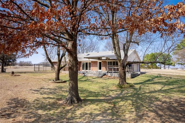 920 N 60th Street, Noble, OK 73068