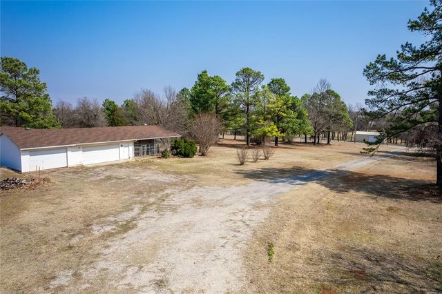 920 N 60th Street, Noble, OK 73068