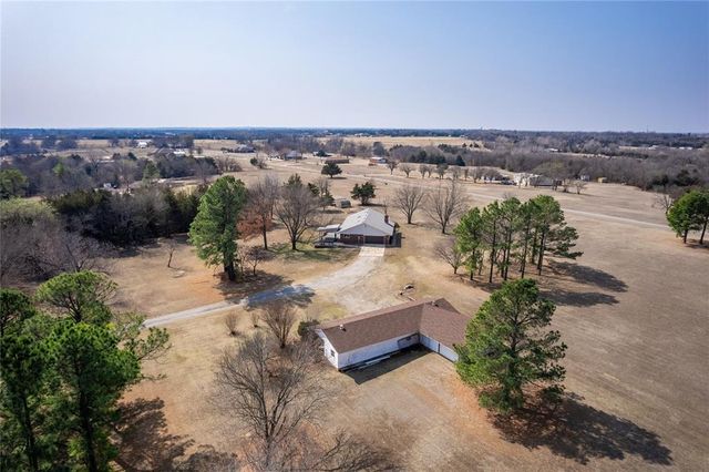 920 N 60th Street, Noble, OK 73068