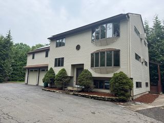 271 Wanoosnoc Rd 2, Fitchburg, MA 01420
