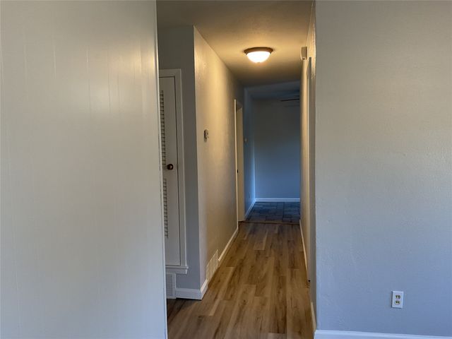 1401 W Ball Street, Weatherford, TX 76086