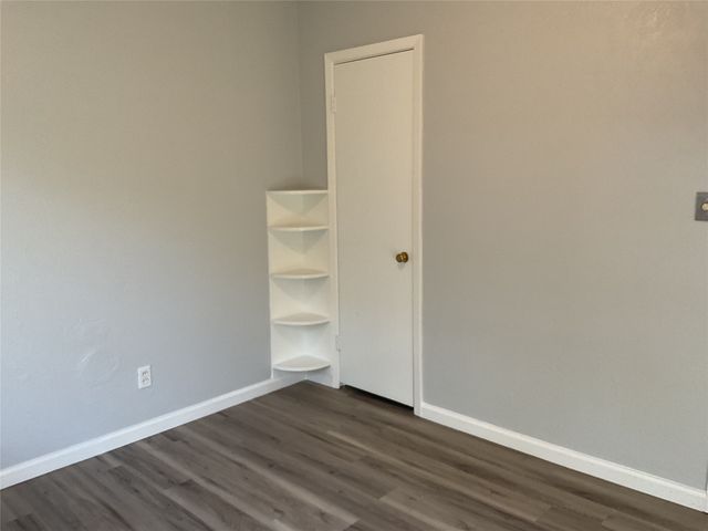 1401 W Ball Street, Weatherford, TX 76086